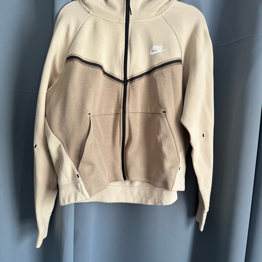 Nike Tan and Black Jacket